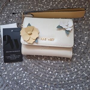 Nine West Ivory Floral Wristlet